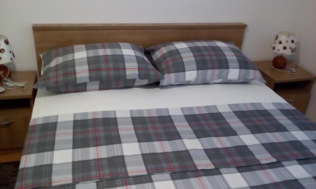 Apartmani Andrea كارلوباغ المظهر الخارجي الصورة