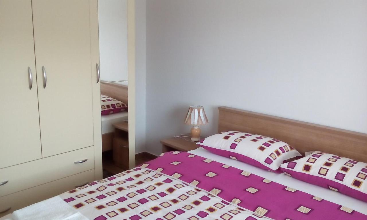 Apartmani Andrea كارلوباغ المظهر الخارجي الصورة