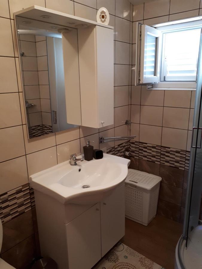 Apartmani Andrea كارلوباغ المظهر الخارجي الصورة