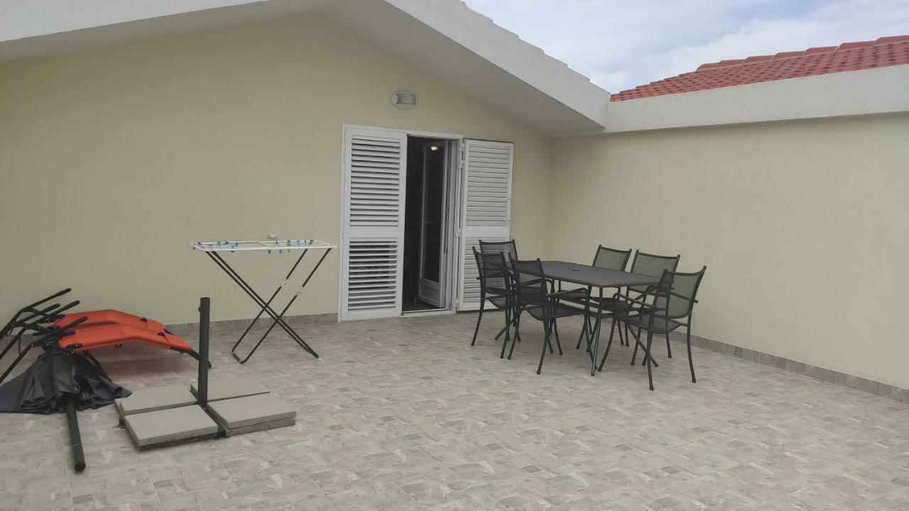 Apartmani Andrea كارلوباغ المظهر الخارجي الصورة
