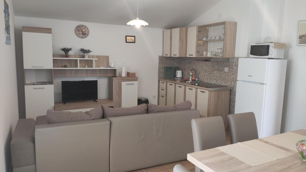 Apartmani Andrea كارلوباغ المظهر الخارجي الصورة