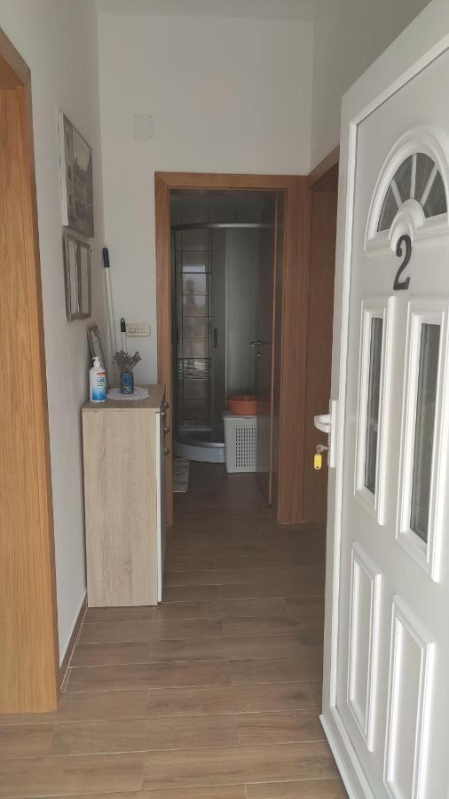 Apartmani Andrea كارلوباغ المظهر الخارجي الصورة