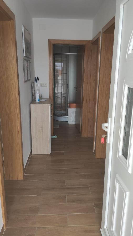 Apartmani Andrea كارلوباغ المظهر الخارجي الصورة
