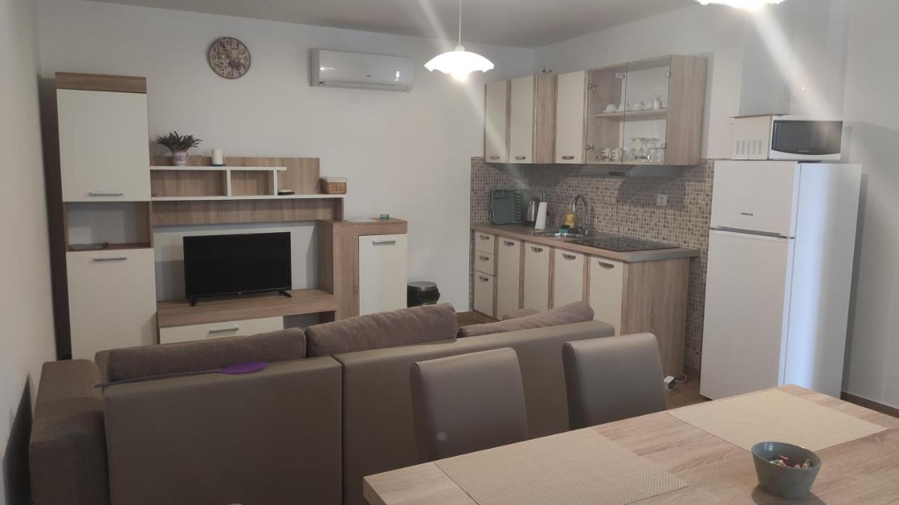 Apartmani Andrea كارلوباغ المظهر الخارجي الصورة
